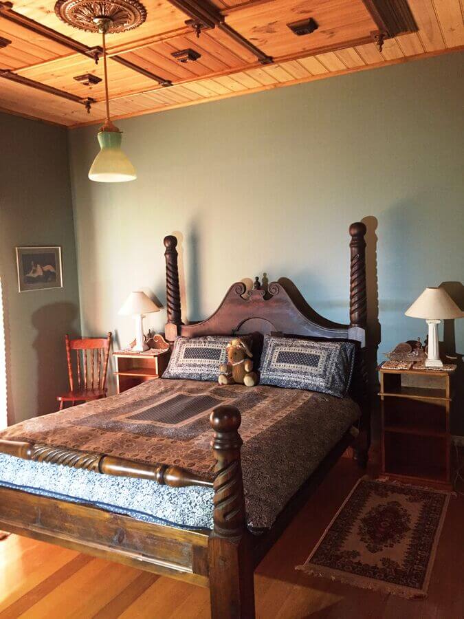 Mellowood Cottage Bedroom - Inala Country Retreat Daylesford
